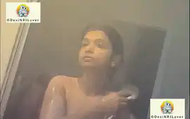 Hiddencam hotel bathroom video of Desi NRI Indian Bengali Bhabhi
