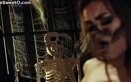 Horny Babe bounces on cock for halloween