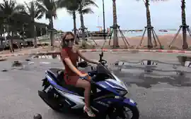 Big round ass Thai GF motobike ride and hardcore fuck at home