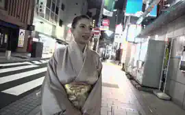 300maan-540　激しい腰使いで旦那以外の久しぶりのチ○ポをじっくりと堪能...