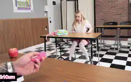 Clout Chasing Slut Gets Caught Playing With Her Pussy In Detention 17...