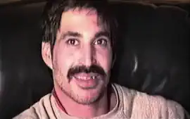 Amateur Mike Beating Off