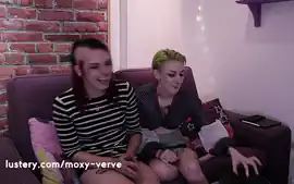 Petite Trans Amateurs Enjoy Hanukkah Wax Play