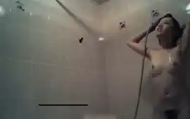 Em sinh vi&ecirc n di tam bi quay l&eacute n m&agrave kh&ocirc ng hay...