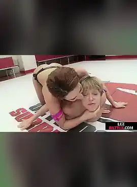 Strapon Lez Wrestler Fucks Stepmommies Slit As Losers Re - Große Titten